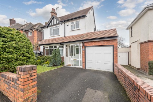 Oakfield Road, Wordsley, Stourbridge, DY8 5XS