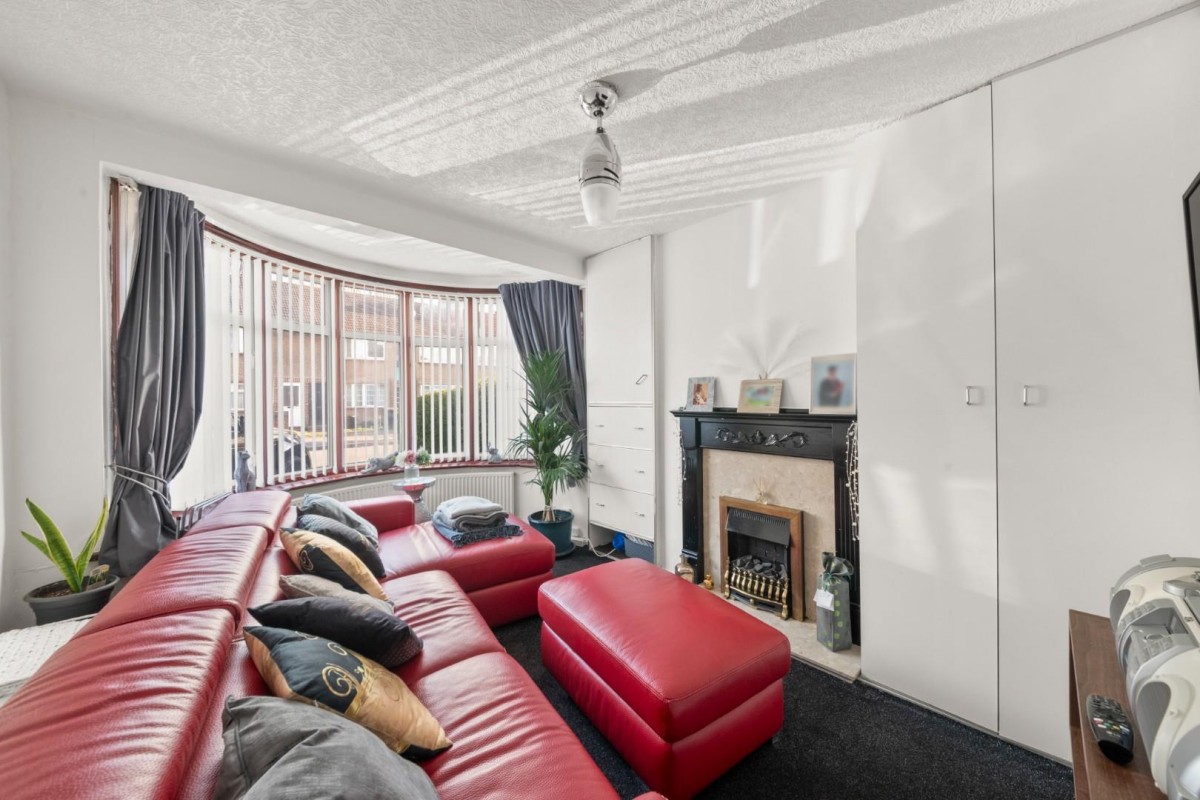 Berwick Avenue, Hayes, Middlesex, UB4 0NH