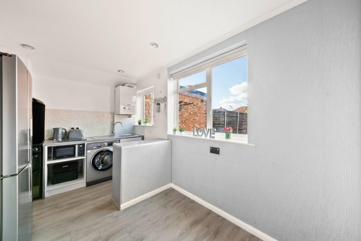 Berwick Avenue, Hayes, Middlesex, UB4 0NH