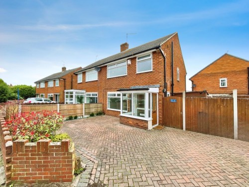 Parkfield Drive, Whitby, Ellesmere Port