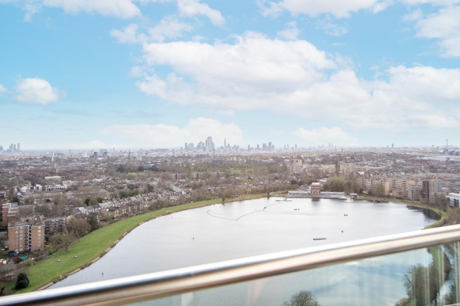 Woodberry Grove, London, N4
