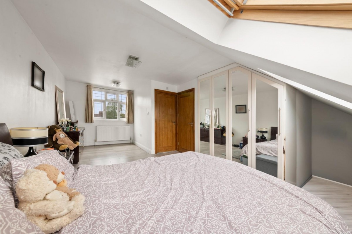 Botwell Lane, Hayes, UB3 2AQ