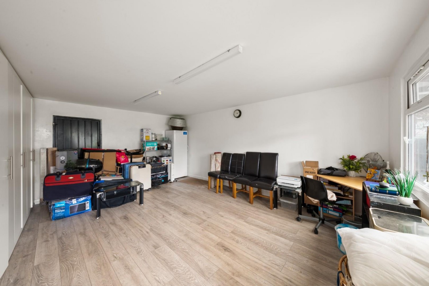 Botwell Lane, Hayes, UB3 2AQ