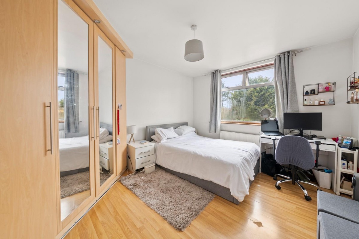 Botwell Lane, Hayes, UB3 2AQ