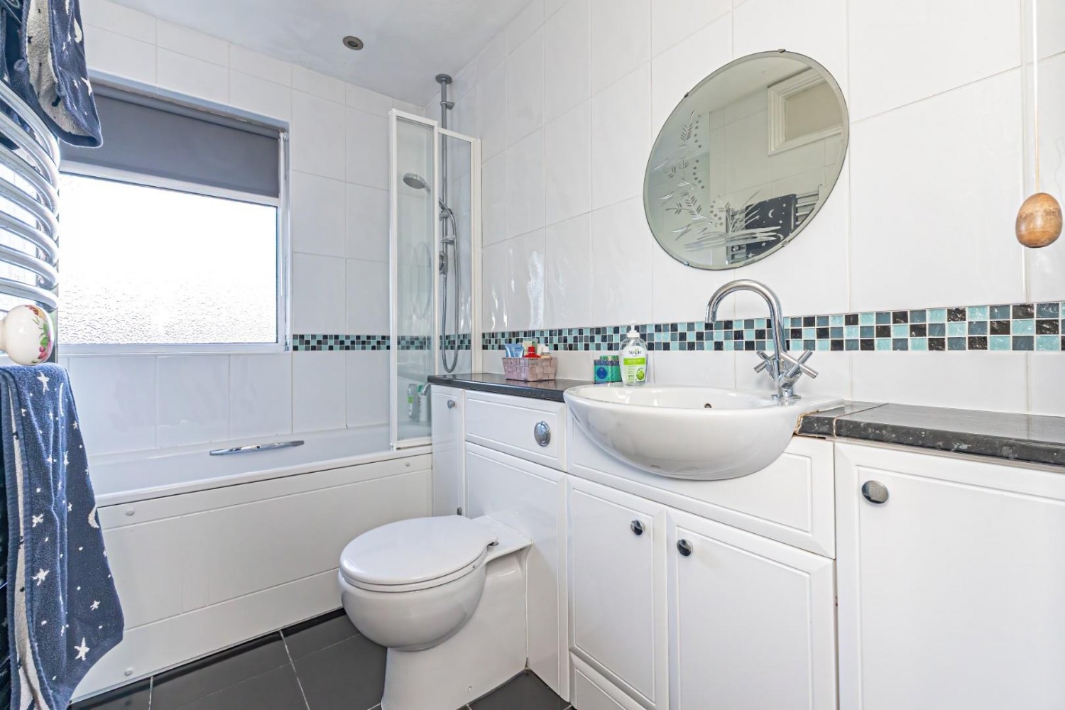 Church Hill, Cheddington