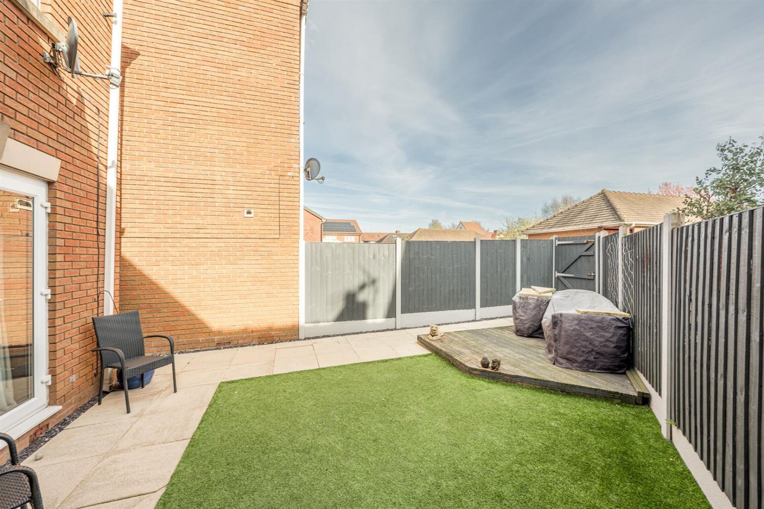 Moss Grove, Kingswinford, DY6 9HR