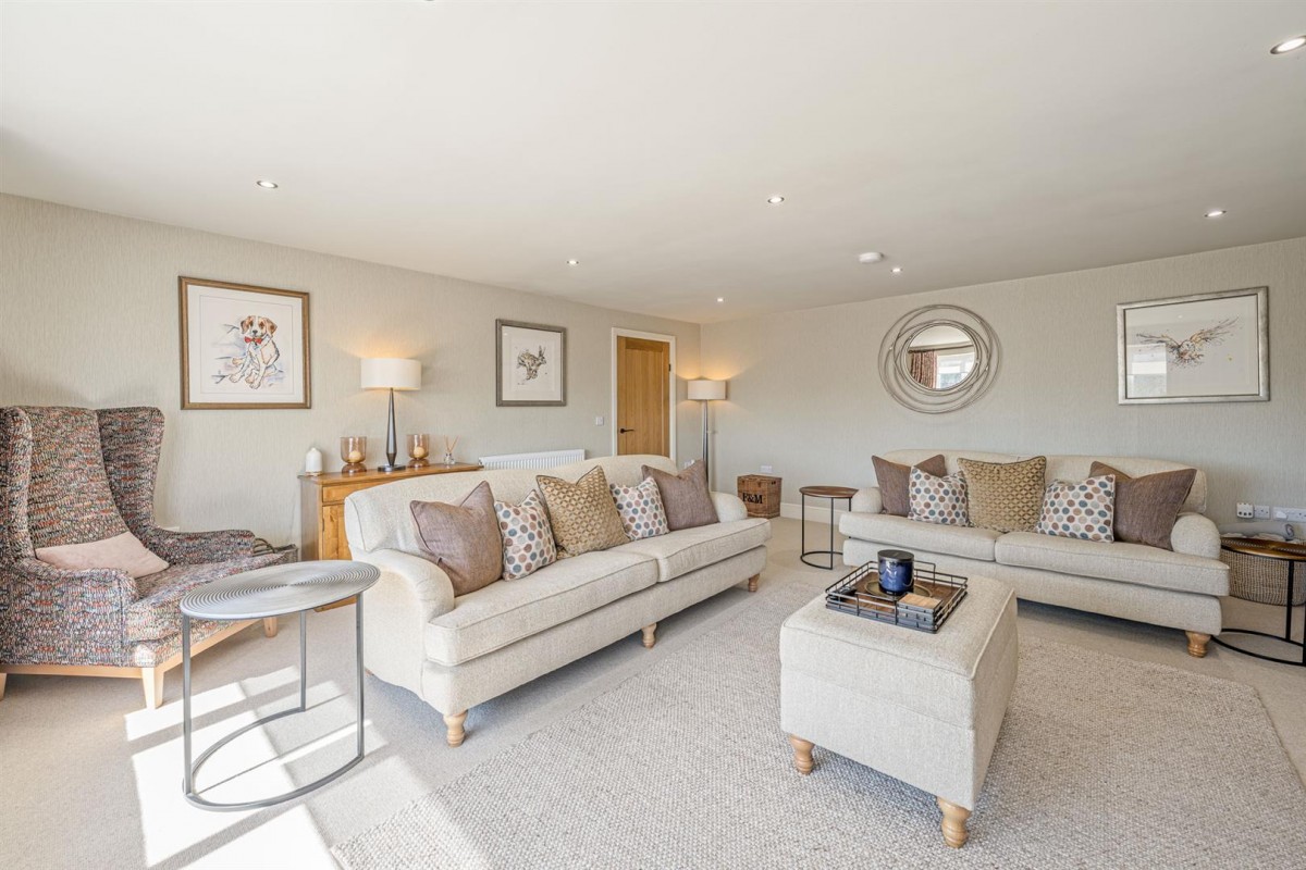 Stableford Bungalows, Stableford, Bridgnorth, WV15 5LS