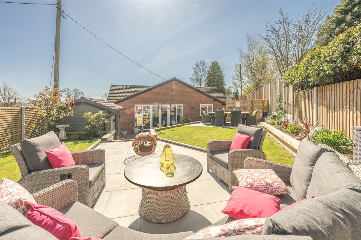 Stableford Bungalows, Stableford, Bridgnorth, WV15 5LS