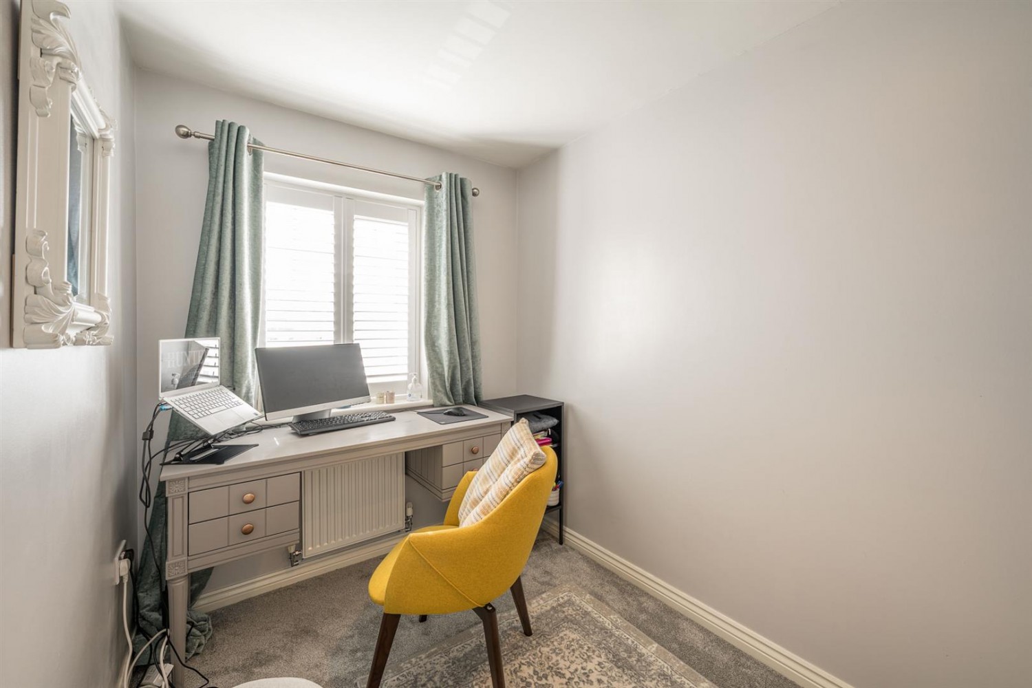 Dawn Close, Wollaston, DY8 4GF