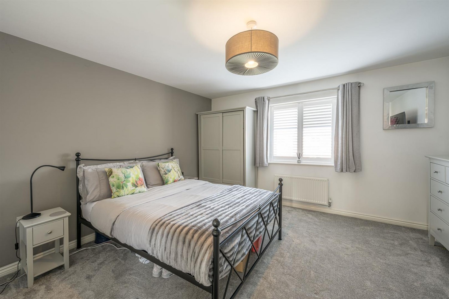 Dawn Close, Wollaston, DY8 4GF