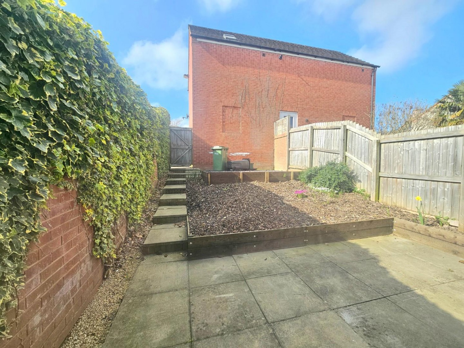 Harrolds Close, Dursley