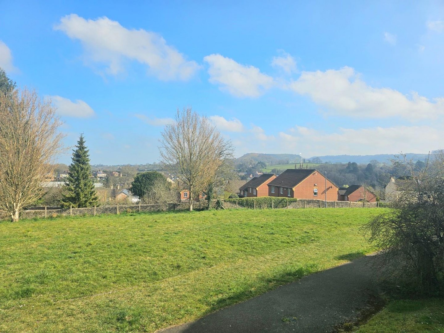 Harrolds Close, Dursley