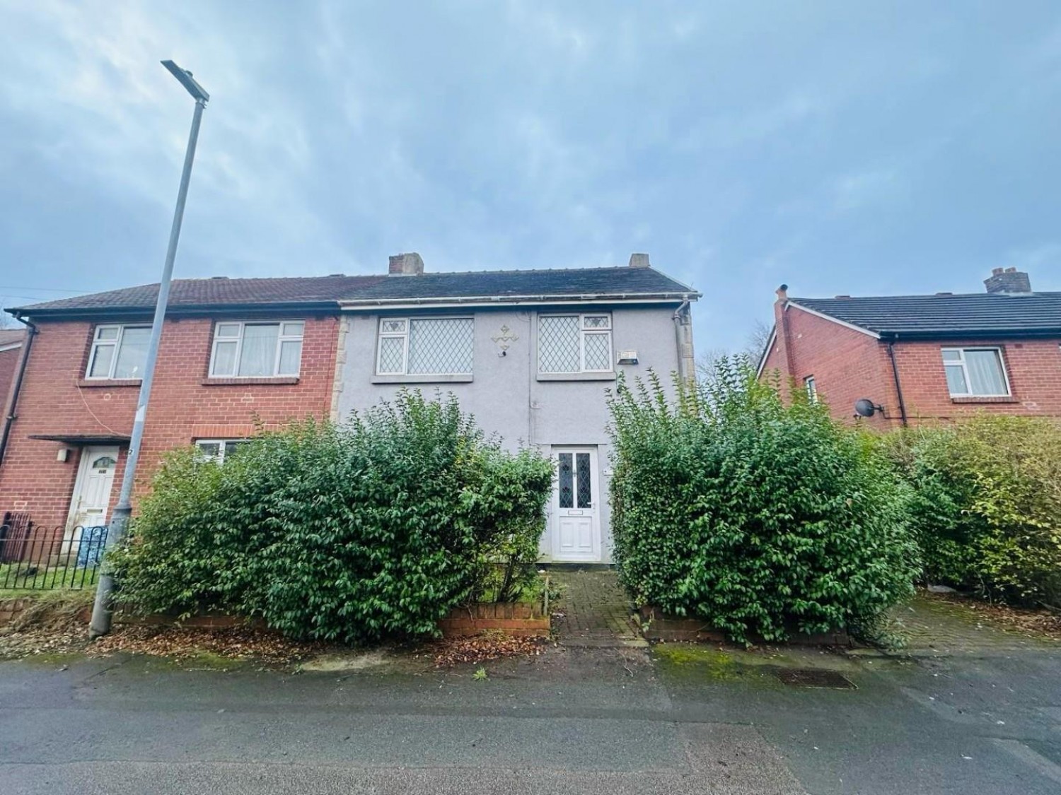 Third Avenue, Liversedge