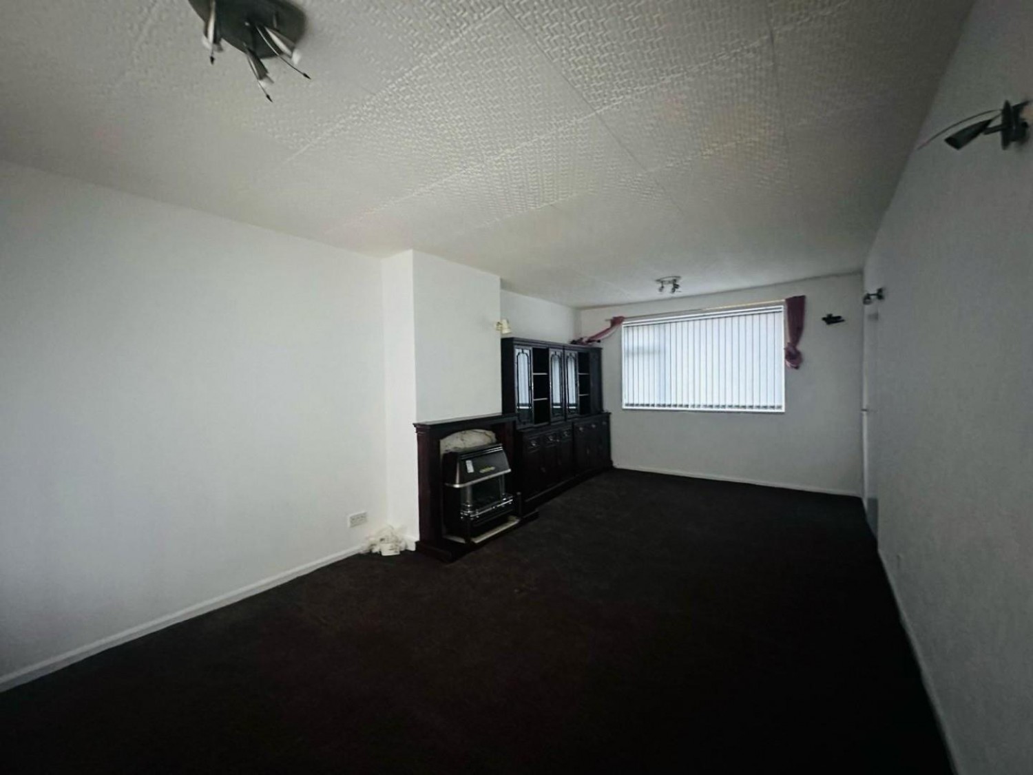 Third Avenue, Liversedge