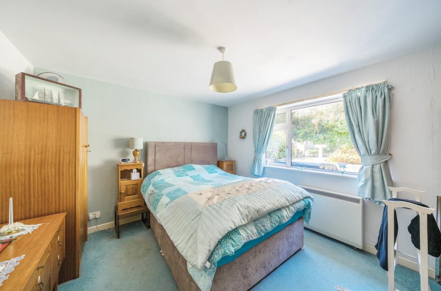 Five Acres, Dursley
