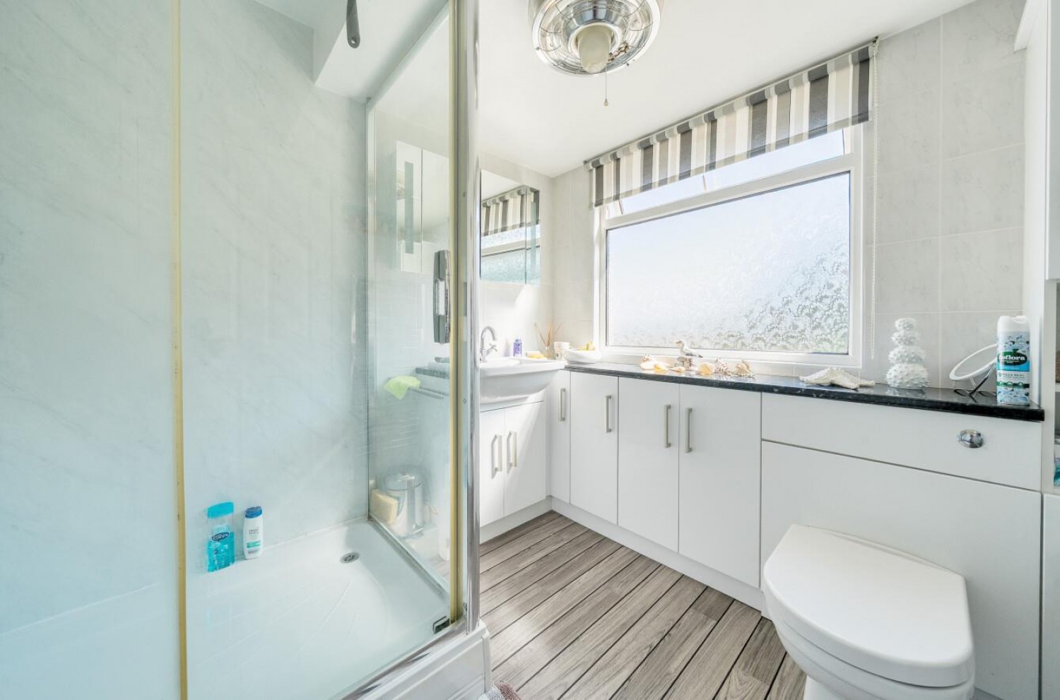 Five Acres, Dursley