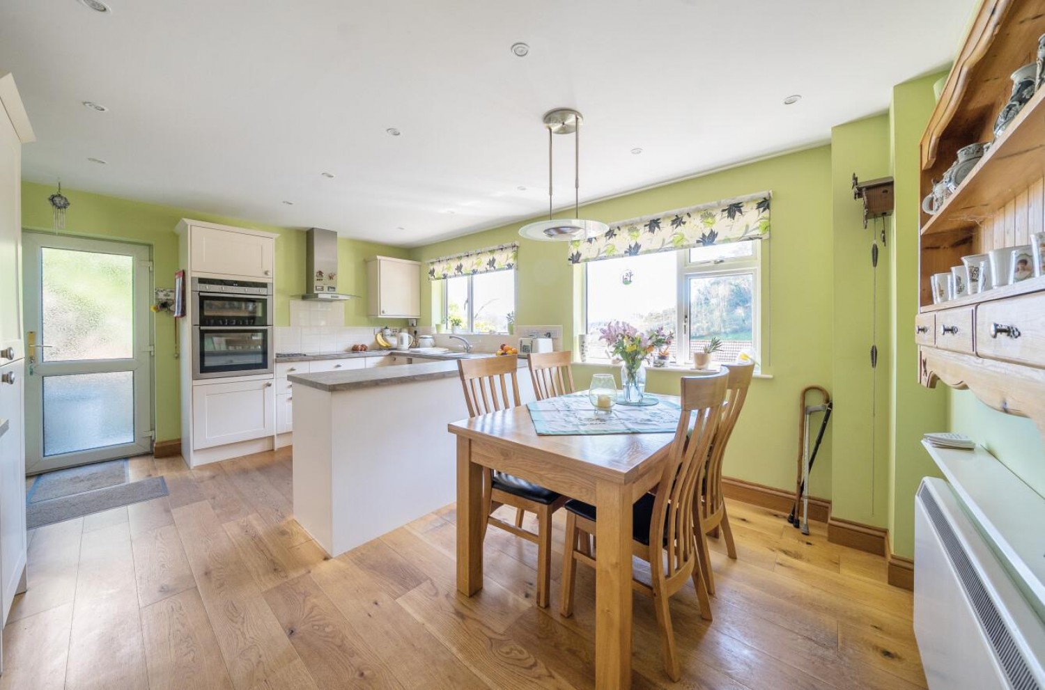 Five Acres, Dursley