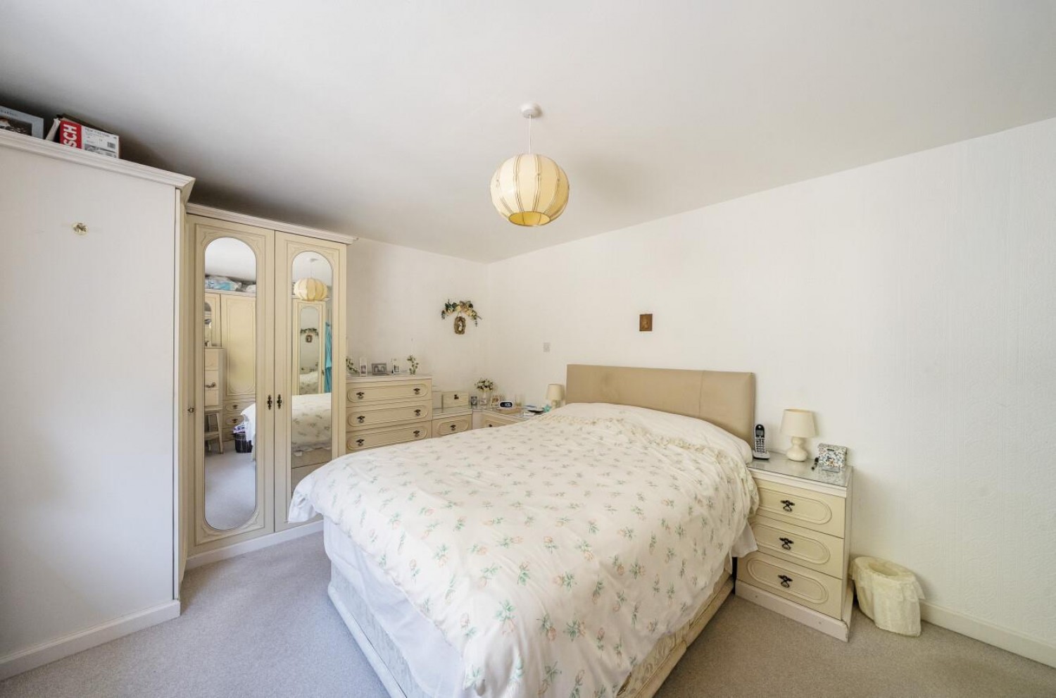 Five Acres, Dursley