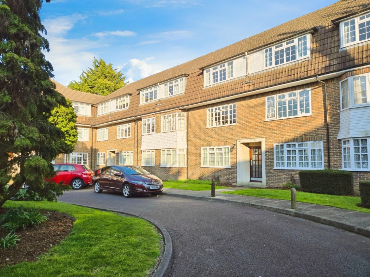 Queensfield Court, London Road, Cheam