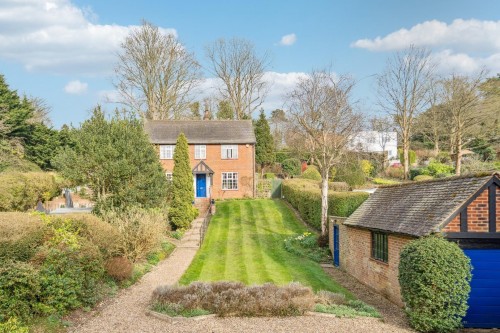 Station Road, Amersham, Buckinghamshire, HP7 0BB