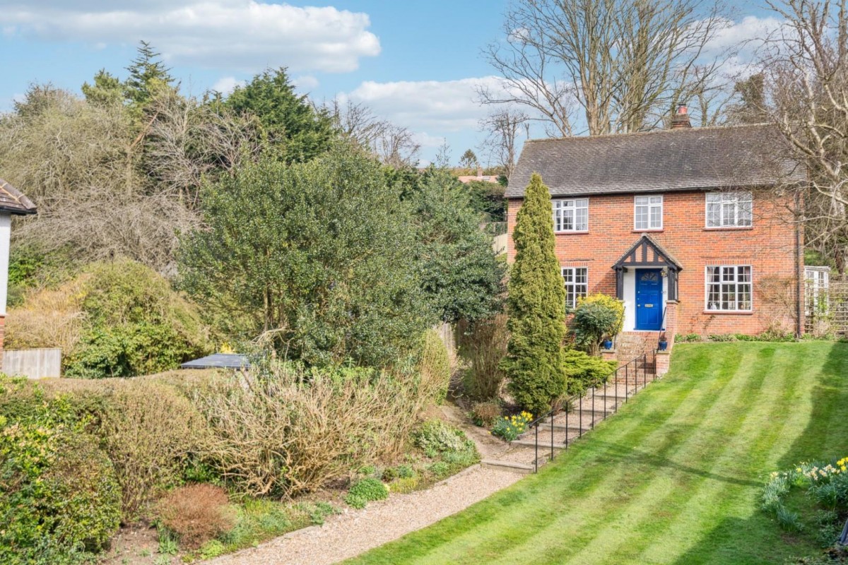 Station Road, Amersham, Buckinghamshire, HP7 0BB