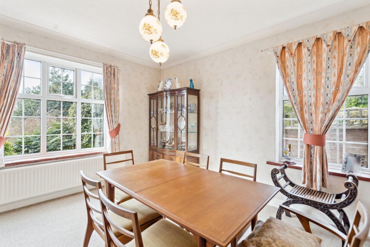Station Road, Amersham, Buckinghamshire, HP7 0BB