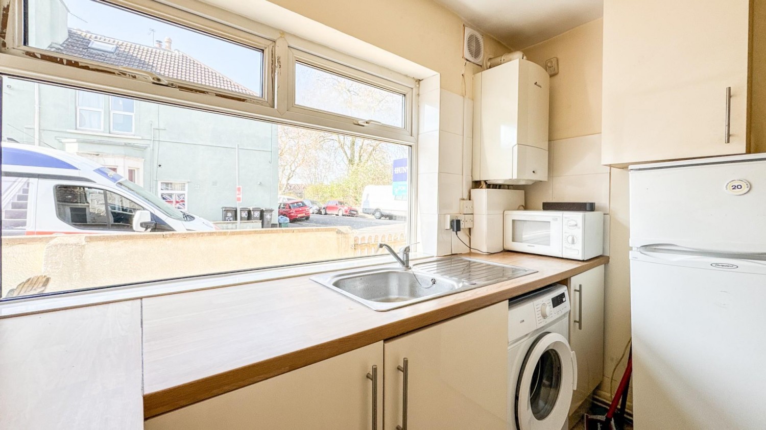 1 bedroom Flat for sale in Hill Avenue, Victoria Park, BS3 4SN