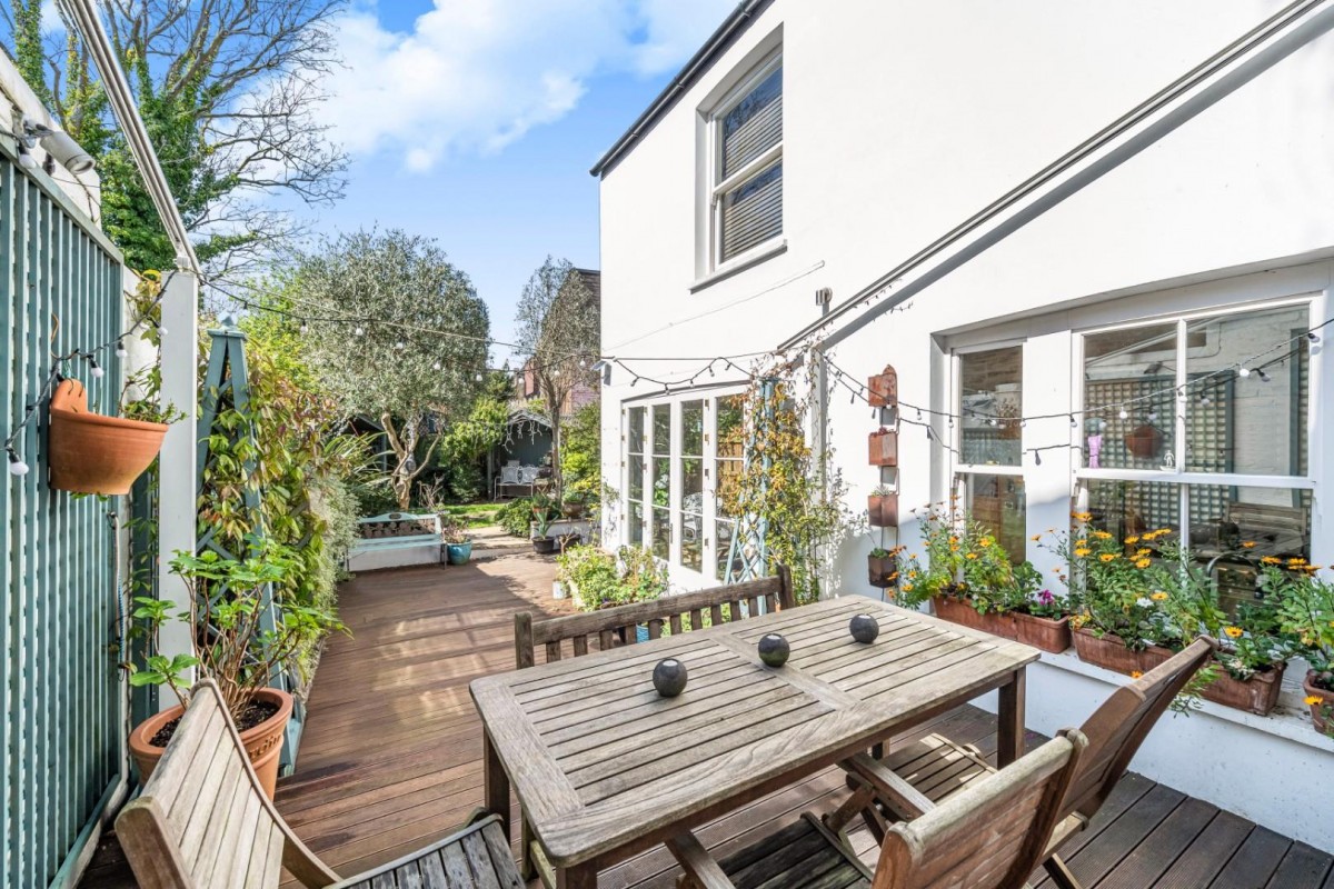 Lyncroft Gardens, London