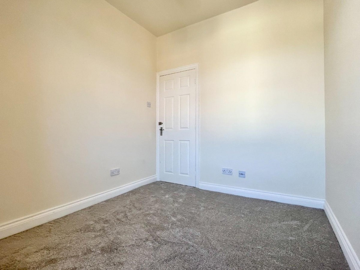 Claypit Lane, Rawmarsh