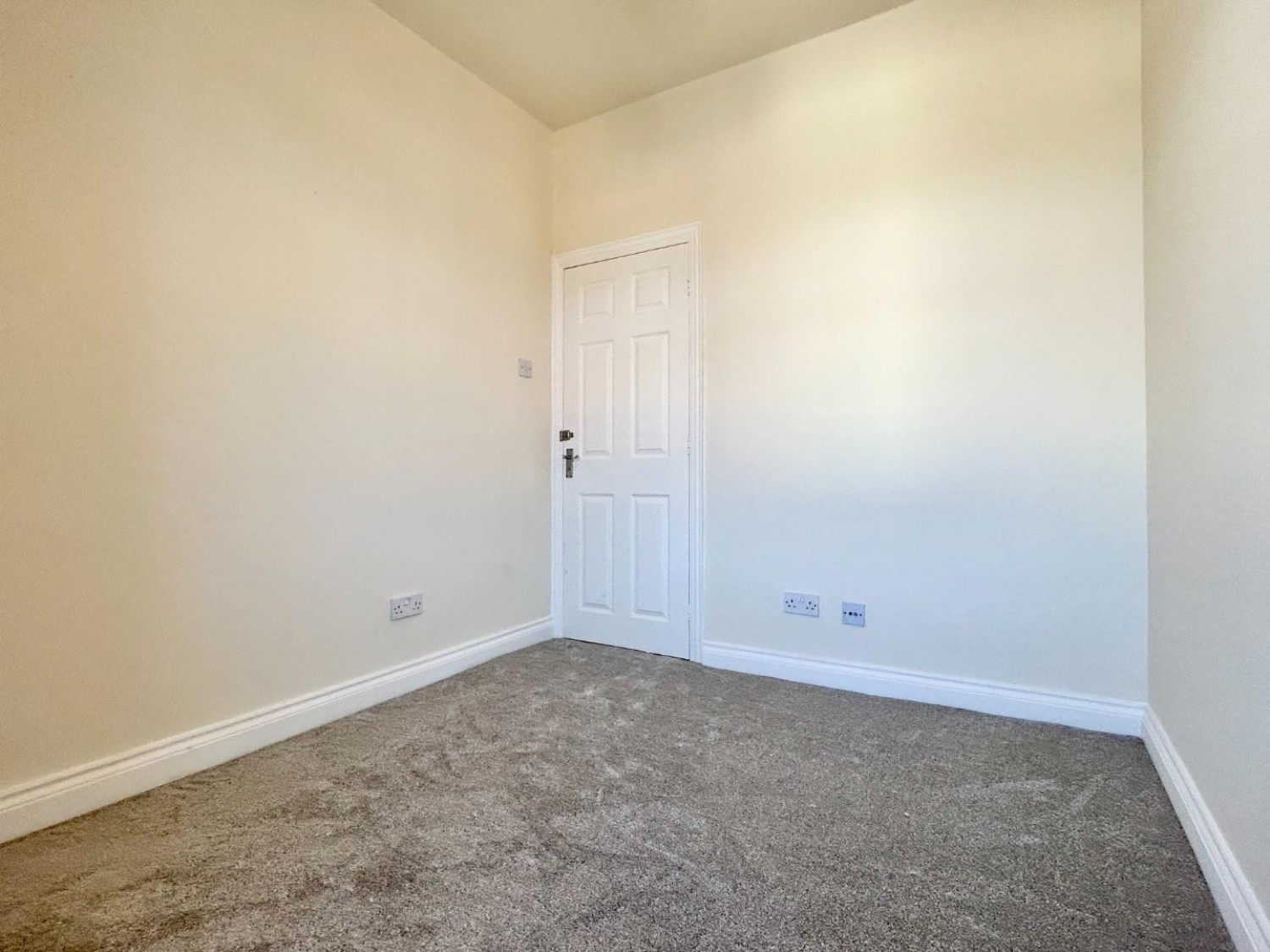 Claypit Lane, Rawmarsh
