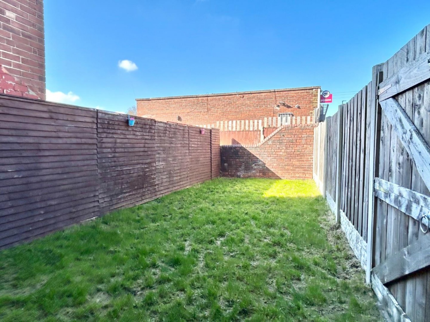 Claypit Lane, Rawmarsh
