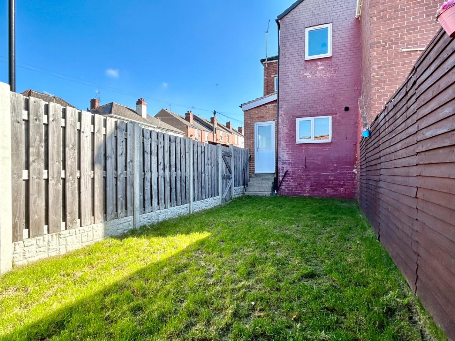 Claypit Lane, Rawmarsh