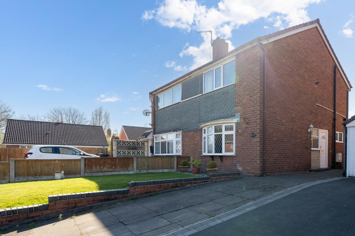 Rainham Close, Foxyards, Tipton