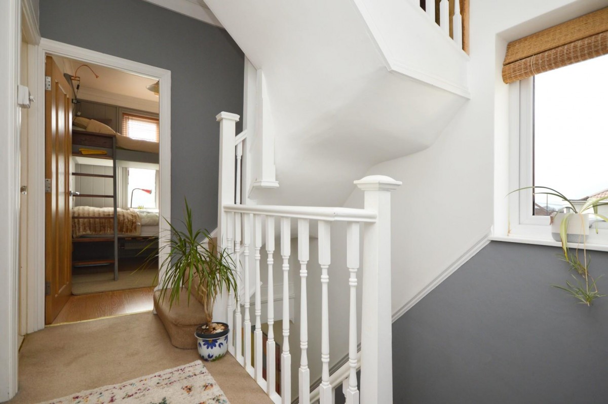 New Fosseway Road , Bristol, BS14 9LN