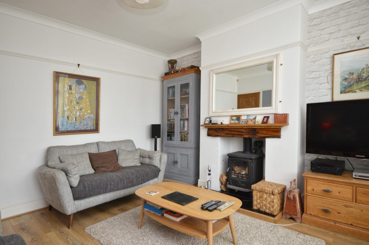New Fosseway Road , Bristol, BS14 9LN