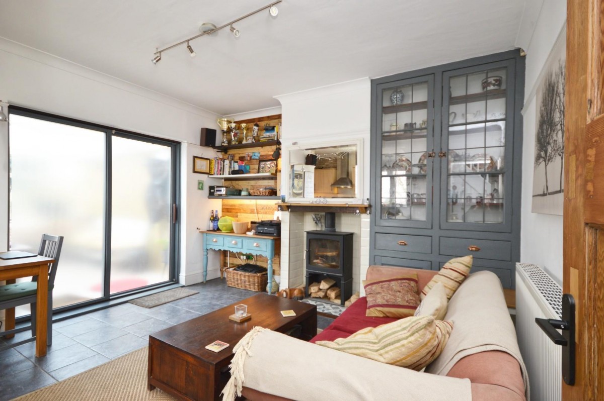 New Fosseway Road , Bristol, BS14 9LN