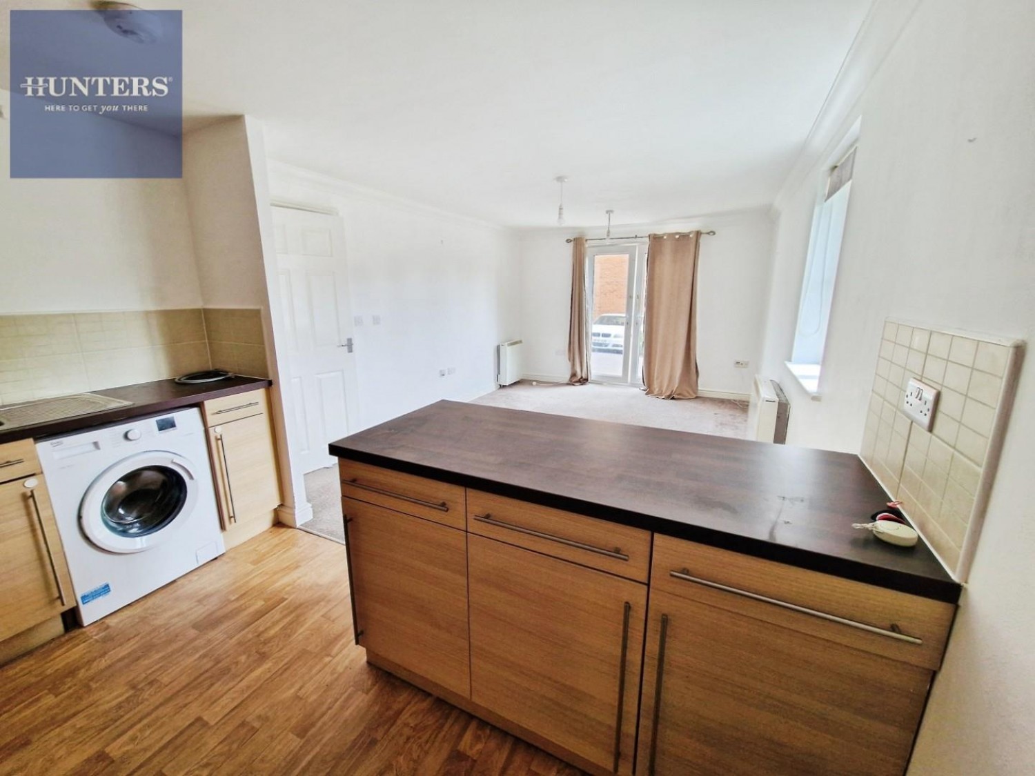 Erw Hir (Longacres ), Bridgend