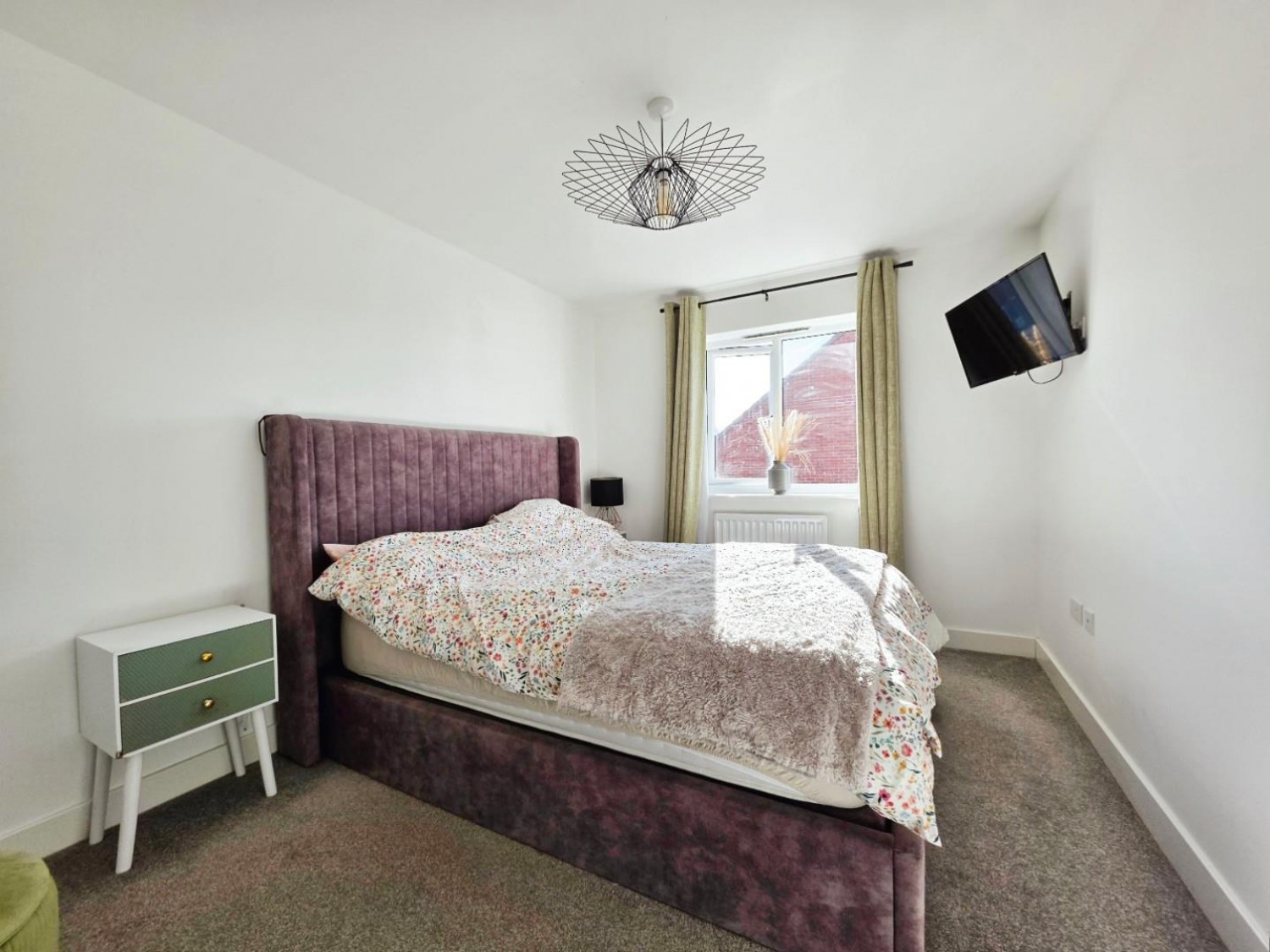 Cyril Cowley Close, Great Oldbury, Stonehosue