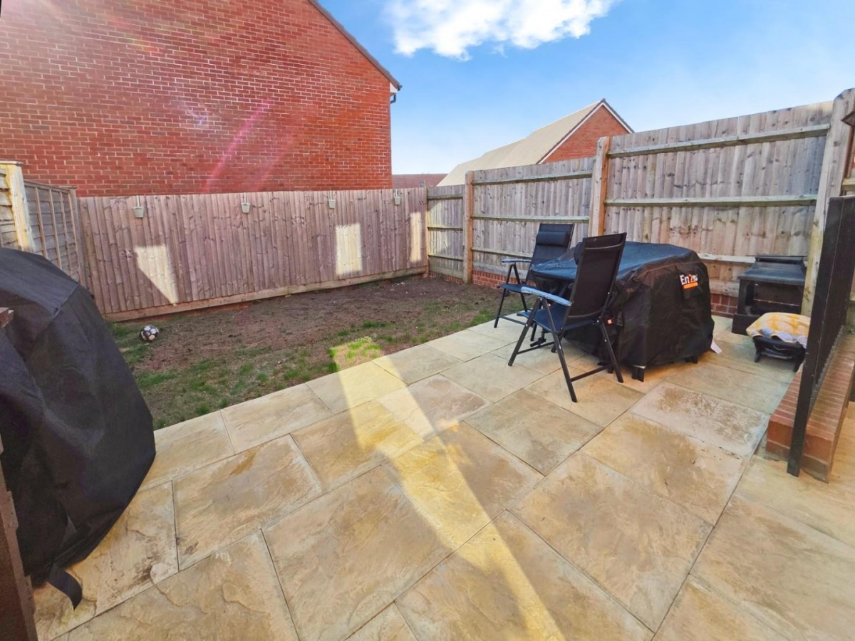 Cyril Cowley Close, Great Oldbury, Stonehosue