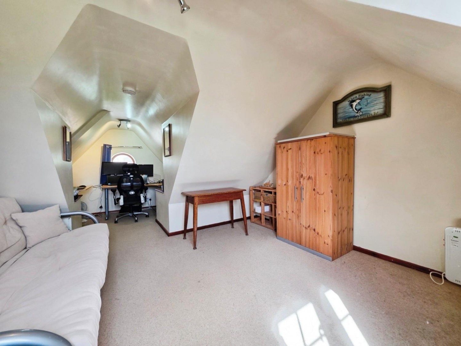 Elmore Back, Elmore, Gloucester, GL2 3ST