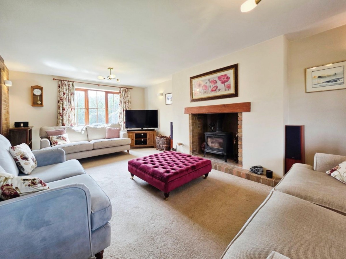 Elmore Back, Elmore, Gloucester, GL2 3ST