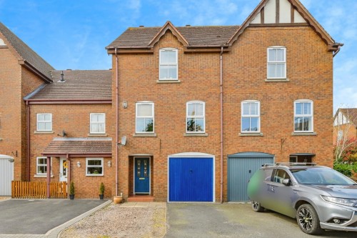 Gatcombe Place, Tamworth