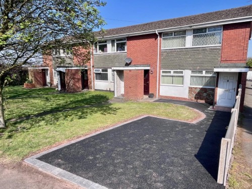Sandyfields Road, Dudley