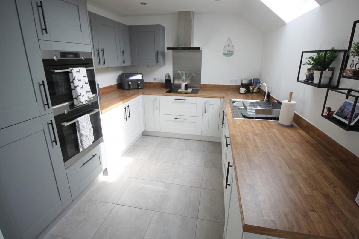 Sovereign Close, Netley Abbey