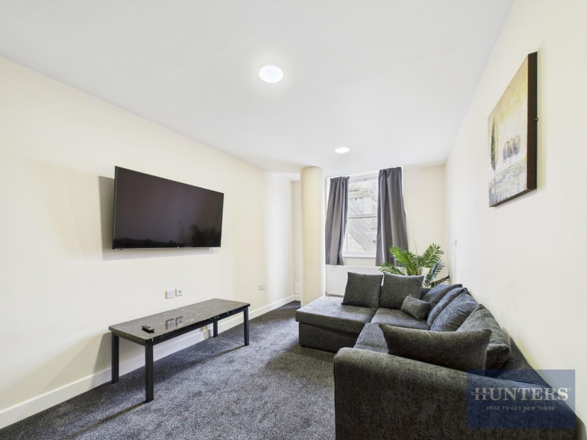 201 Friary House, Southgate Street