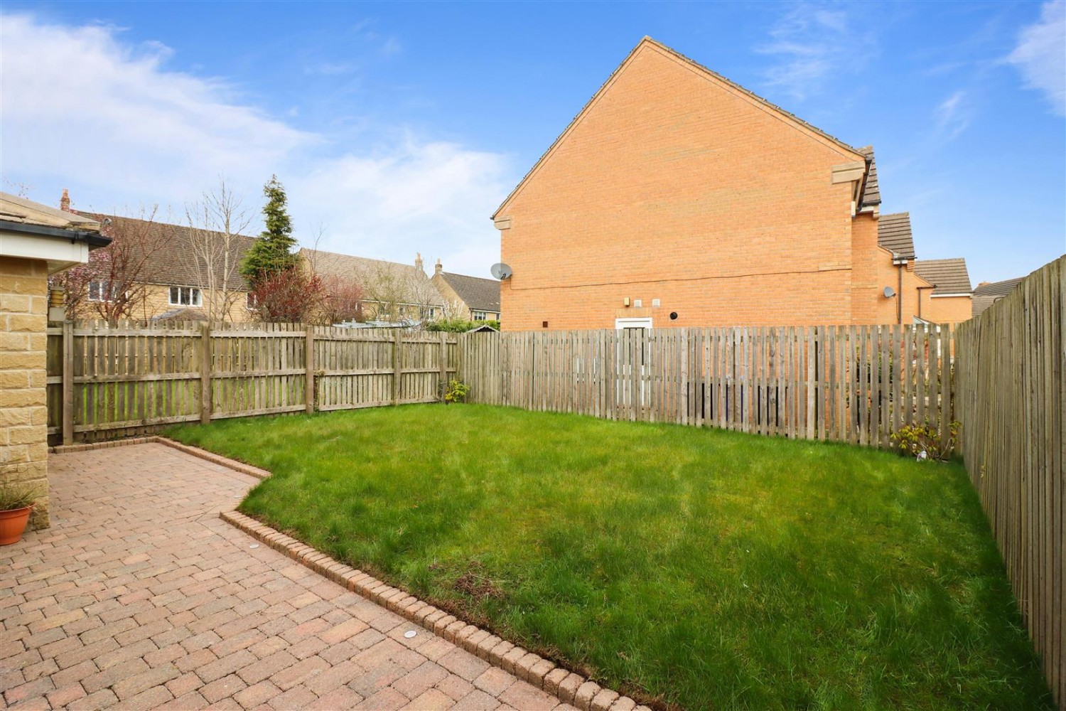 Kensington Drive, Lodge Moor, S10