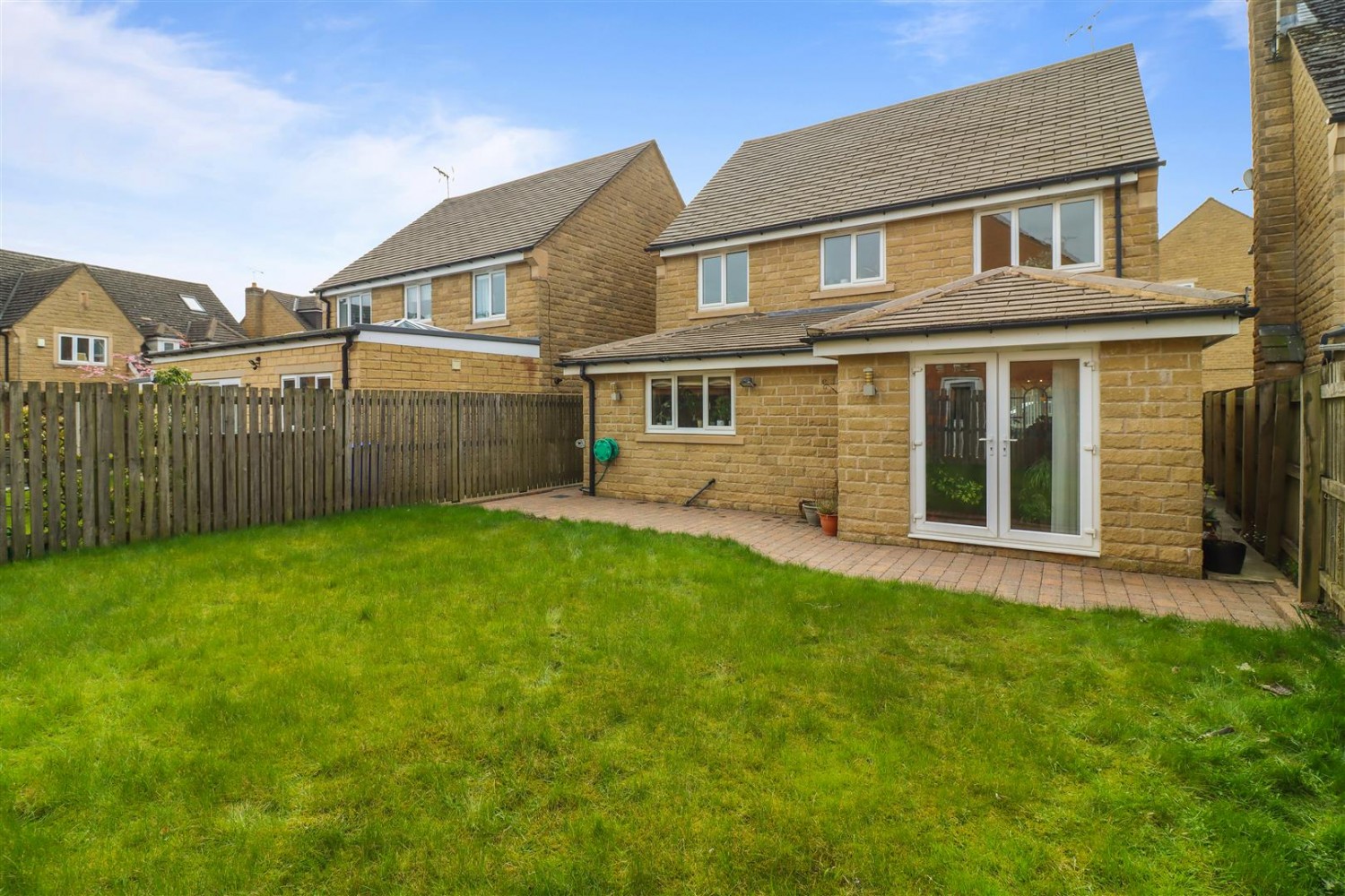 Kensington Drive, Lodge Moor, S10