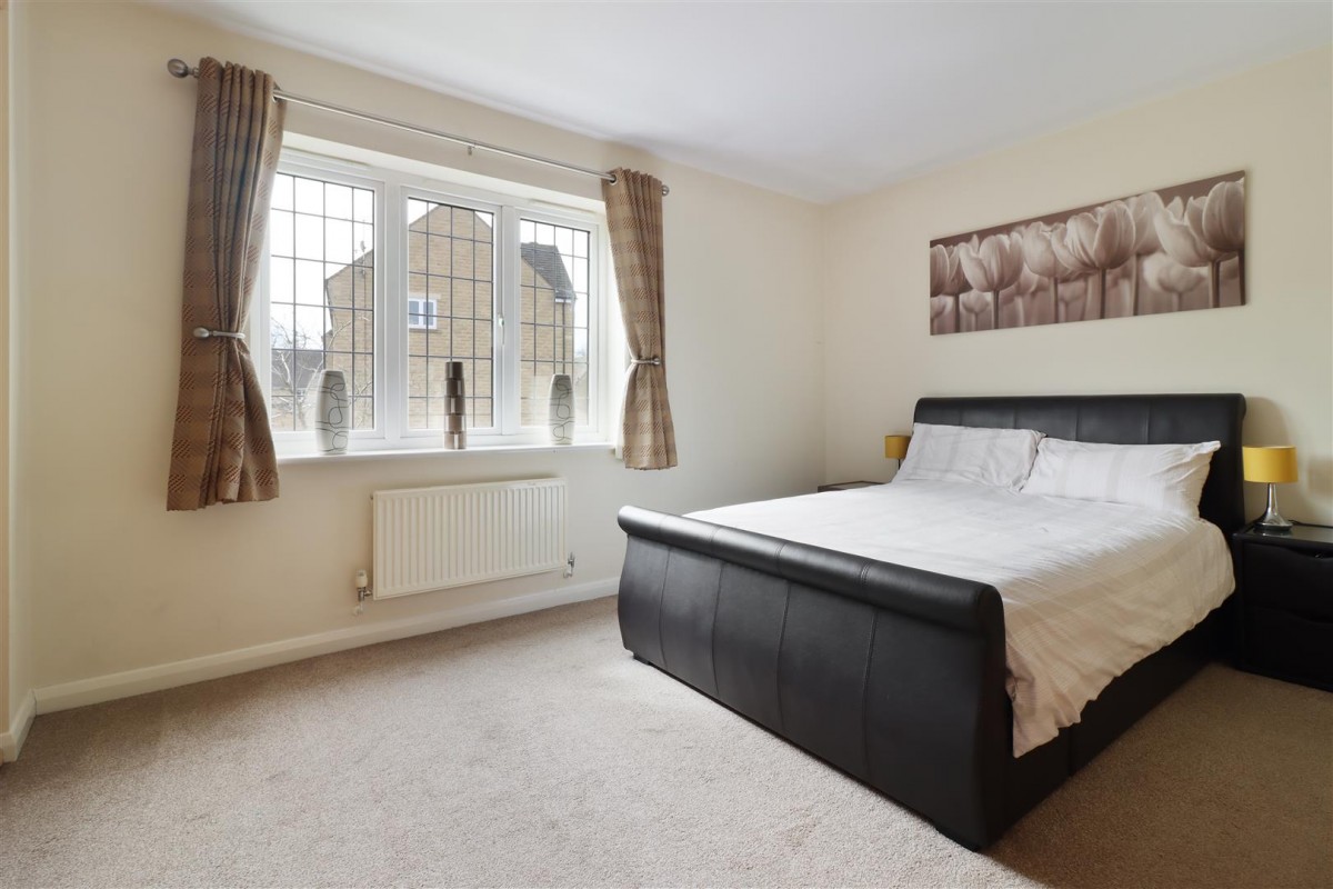 Kensington Drive, Lodge Moor, S10