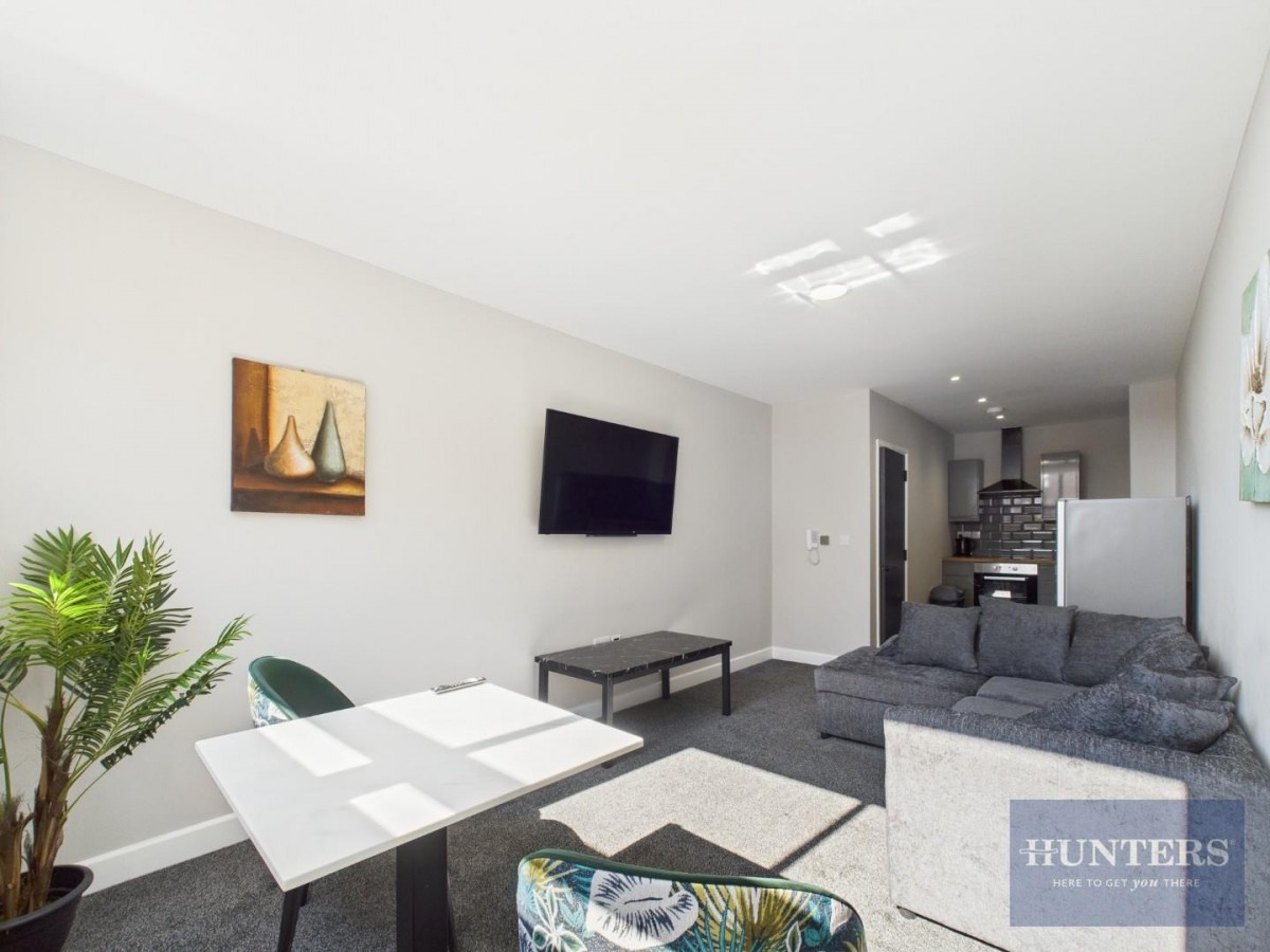 206 Friary House, Southgate Street