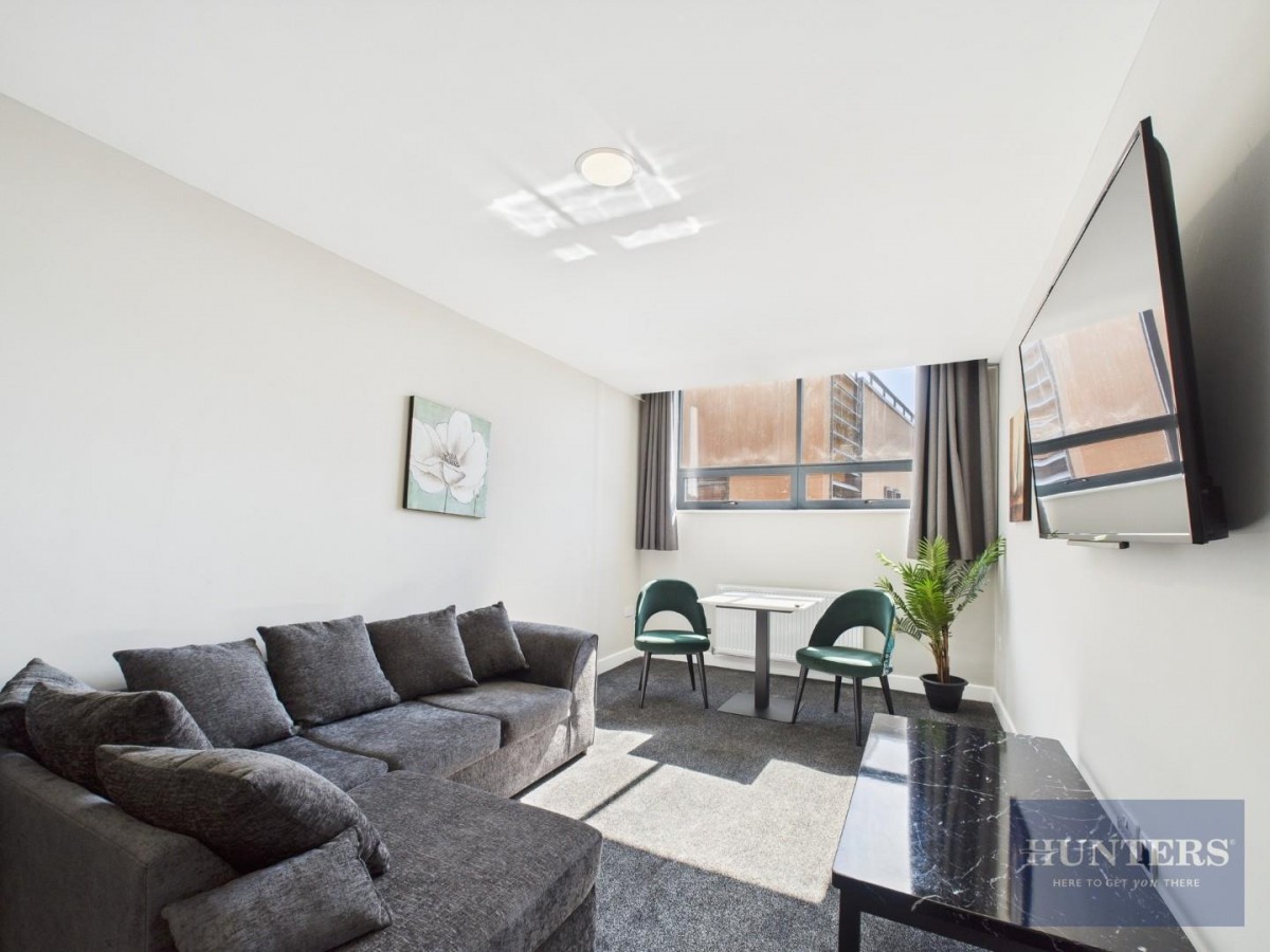 206 Friary House, Southgate Street